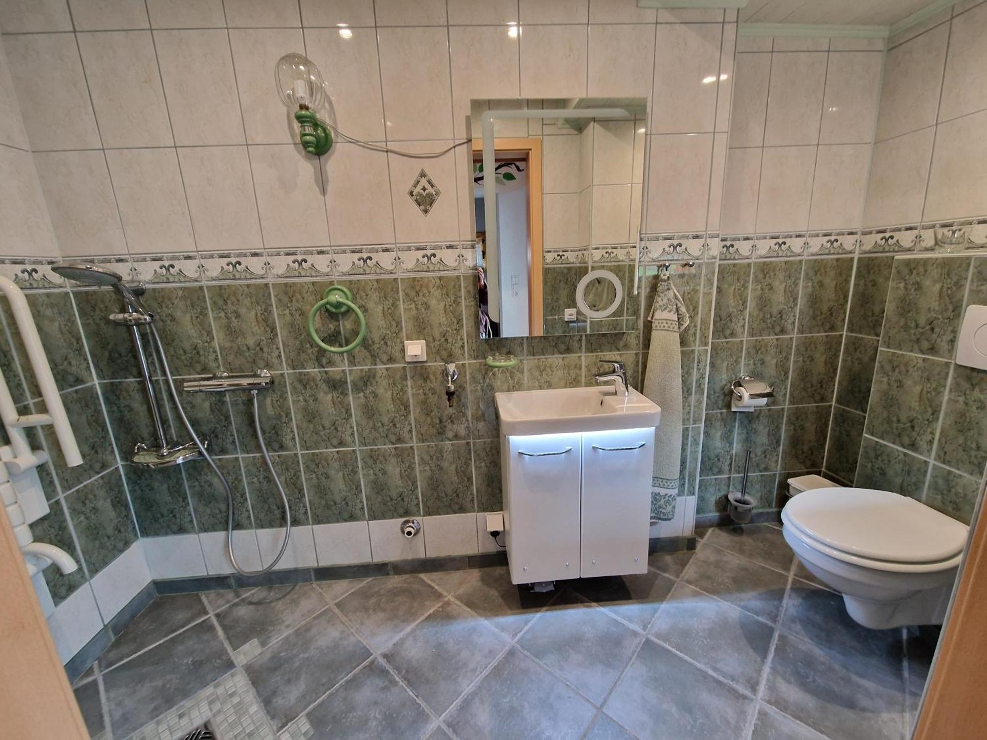 Ferienwohnung Am Oepitzer Berg Pößneck Екстериор снимка