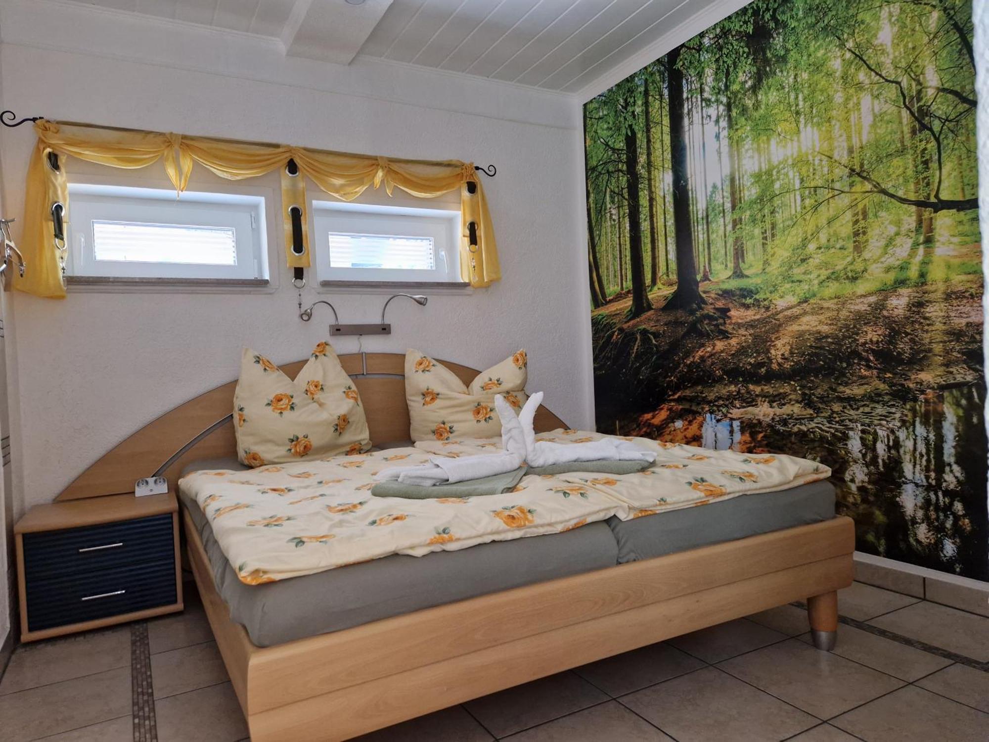 Ferienwohnung Am Oepitzer Berg Pößneck Екстериор снимка